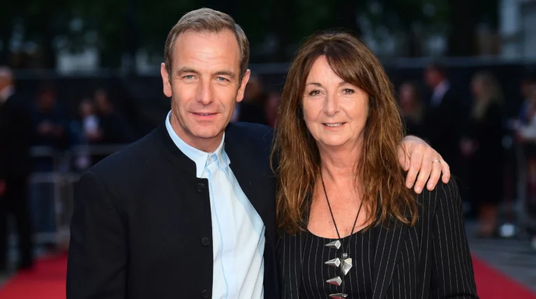 Alison Ogilvie: The Private Life Behind Robson Green’s First Marriage alison ogilvie