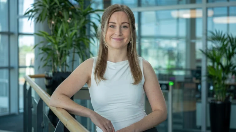 Honor Criswick Biography: Met Office Career & Life honor criswick